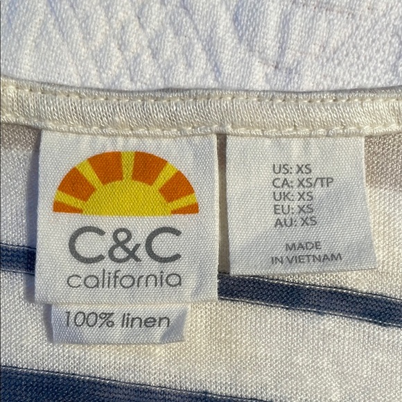 Women's Striped Blue and Beige Top.great condition.Only worn it once. - Picture 7 of 8